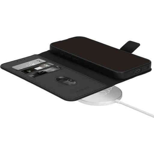 Mobiparts Classic Wallet Case Apple iPhone 17 Pro Black (MagSafe Compatible)